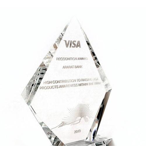 ԱՐԱՐԱՏԲԱՆԿ-ն արժանացել է VISA միջազգային վճարային համակարգի մրցանակի