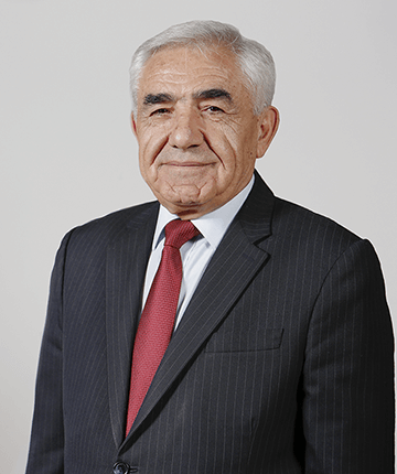 Arzik Suvaryan