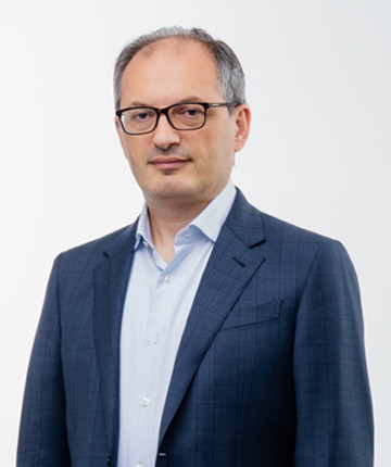 Վախթանգ Աբրահամյան